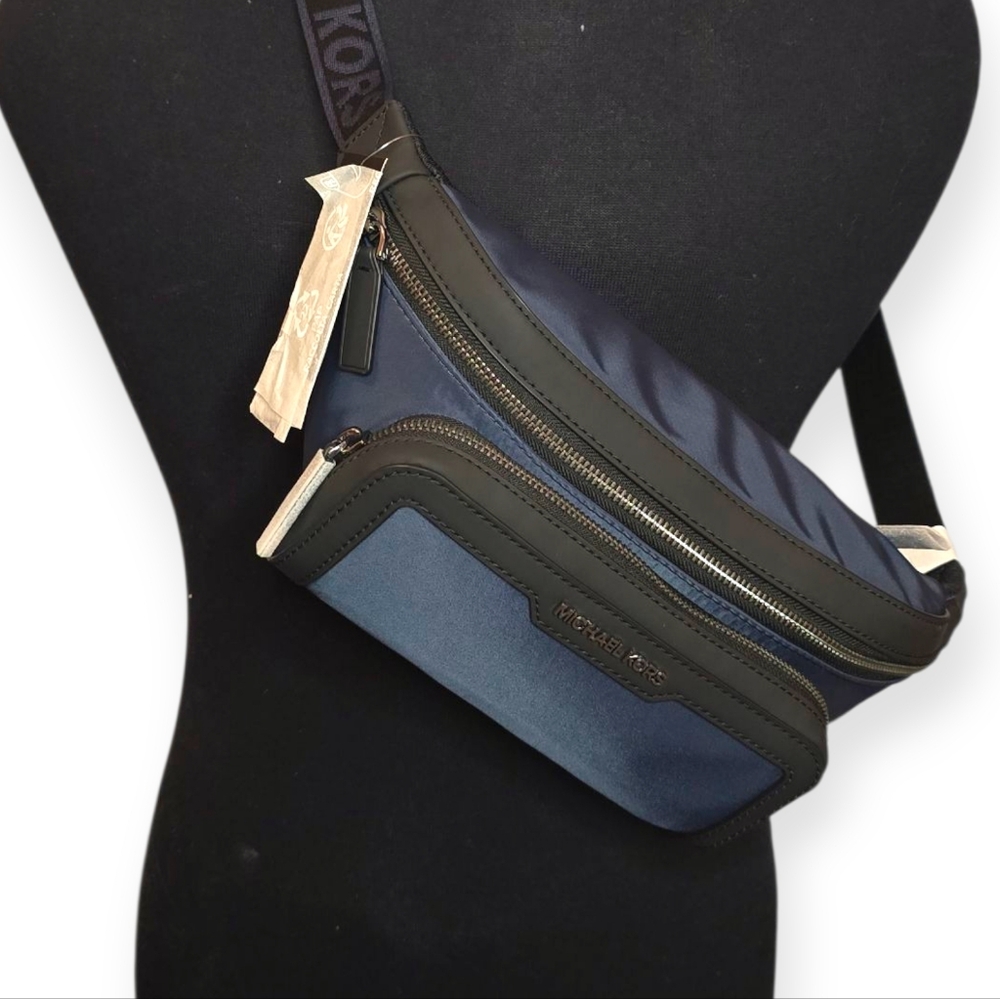 New Michael Kors Men's Black Belt Bag